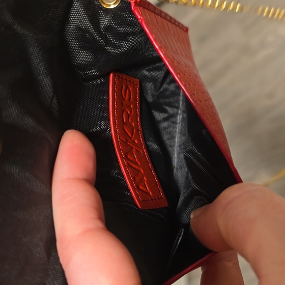 NWOT Ava/Kris Red Snake Print Leather Mini Crossbody Wallet - Picture 4 of 4